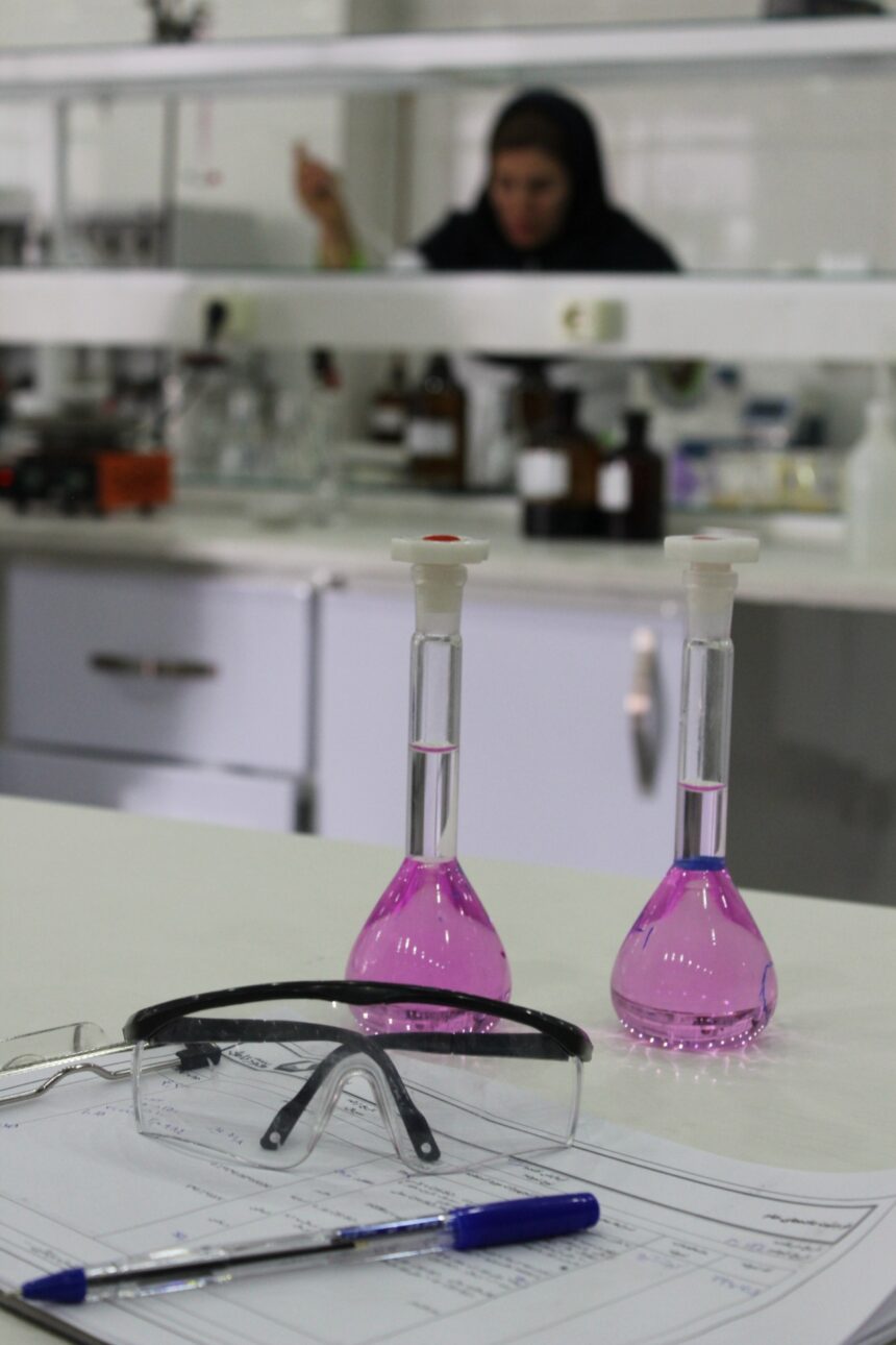 آزمون کنترل شیمیایی انواع سبزیجات خشک، تازه و منجمد